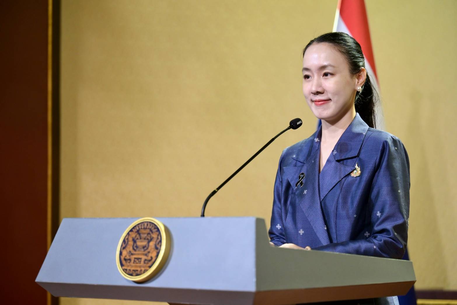 รัฐบาลย้ำ &ldquo;ไทยช่วยไทย พลัส 60/40&rdquo; หากไม่สะดวกยืนยันสิทธิผ่านแอป &ldquo;เป๋าตัง&rdquo; สามารถรับบริการได้ที่ธนาคารกรุงไทยทั่วประเทศย้ำประชาชนกดยืนยันสิทธิภายใน 15 ต.ค. นี้
